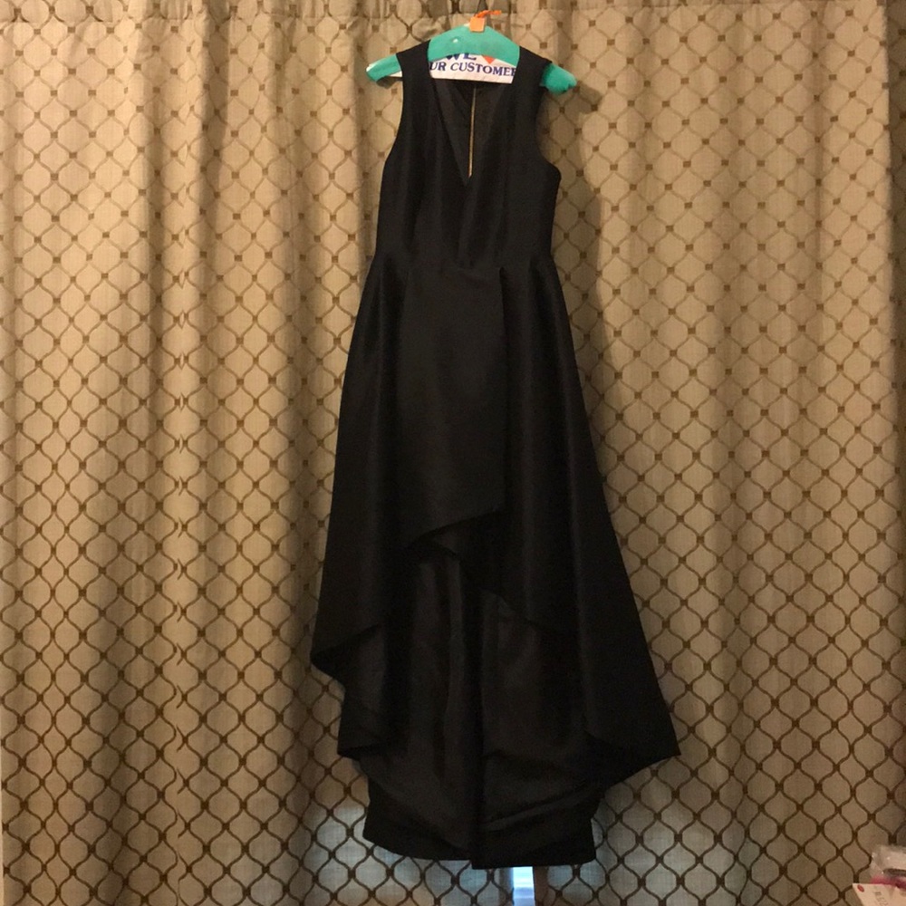 Gorgeous Calvin Klein Evening Gown